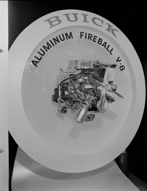 1961 Buick Aluminum Fireball V-8 display engine - X37942-0005 (General Motors LLC / GMMA 26326)